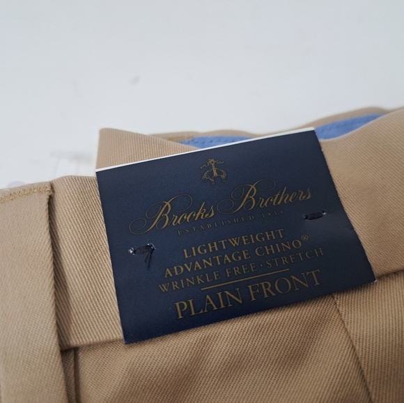 NWT Brooks Brothers Lightweight Advantage Chino Shorts Stretchband 34W 9" inseam - Picture 3 of 10